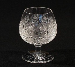 Broušené sklo -sklenice - brendy 105 ml - Broušené sklo - Bohatý brus