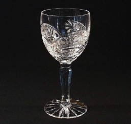 Broušené sklo -sklenice - víno 210  ml - Broušené sklo - Bohatý brus