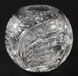 Broušené sklo - váza koule 18 cm - Broušené sklo - Bohatý brus