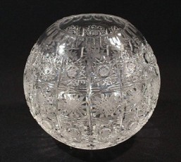 broušené sklo -váza - koule - Broušené sklo - Bohatý brus