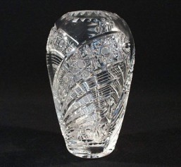 broušené sklo -váza 18 cm - Broušené sklo - Bohatý brus