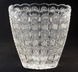 broušené sklo -váza 23 cm - Broušené sklo - Bohatý brus