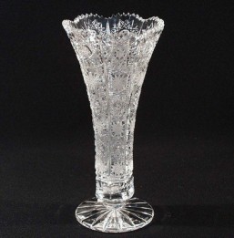 broušené sklo -váza 23 cm - Broušené sklo - Bohatý brus