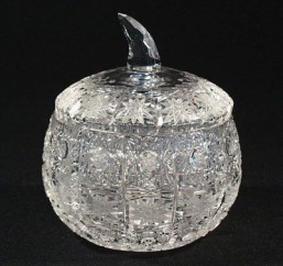 Broušené sklo - dóza výška 10 cm - Broušené sklo - Bohatý brus