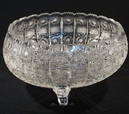 Broušené sklo -mísa-trojnožka 31 cm - Broušené sklo - Bohatý brus