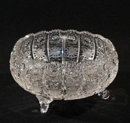 Broušené sklo -mísa trojnožka 15,5 cm - Broušené sklo - Bohatý brus
