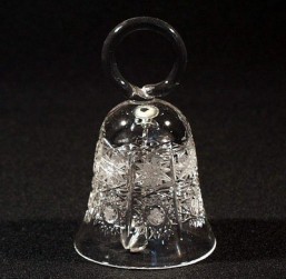 Broušené sklo - zvonek 9,6 cm - Broušené sklo - Bohatý brus